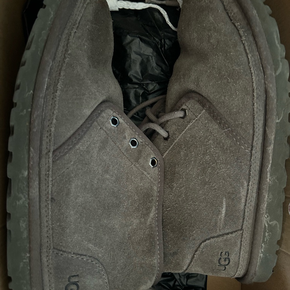 UGG Men's Gray Suede Chukka Boots